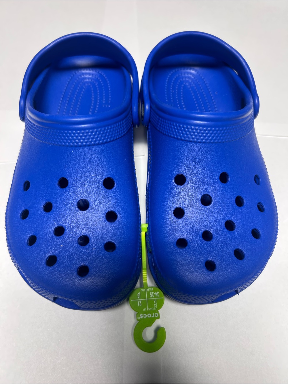 CROCS Kids Classics Bright Blue Clogs Size Juniors 3 j3 Unisex